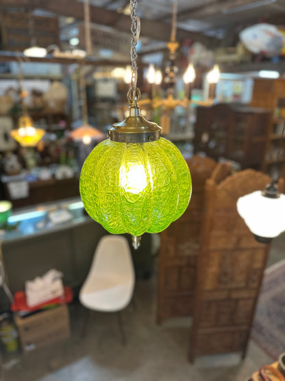 Vtg Green Swirl Glass Pendant