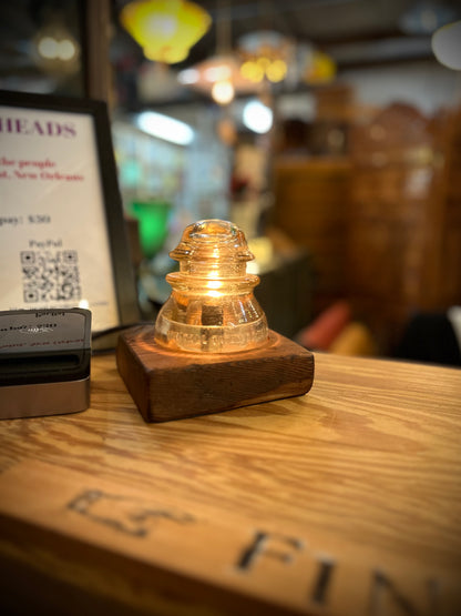 Vtg. Whitall Tatum Insulator Lamp