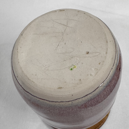 Hand-thrown pottery vase 5.5"