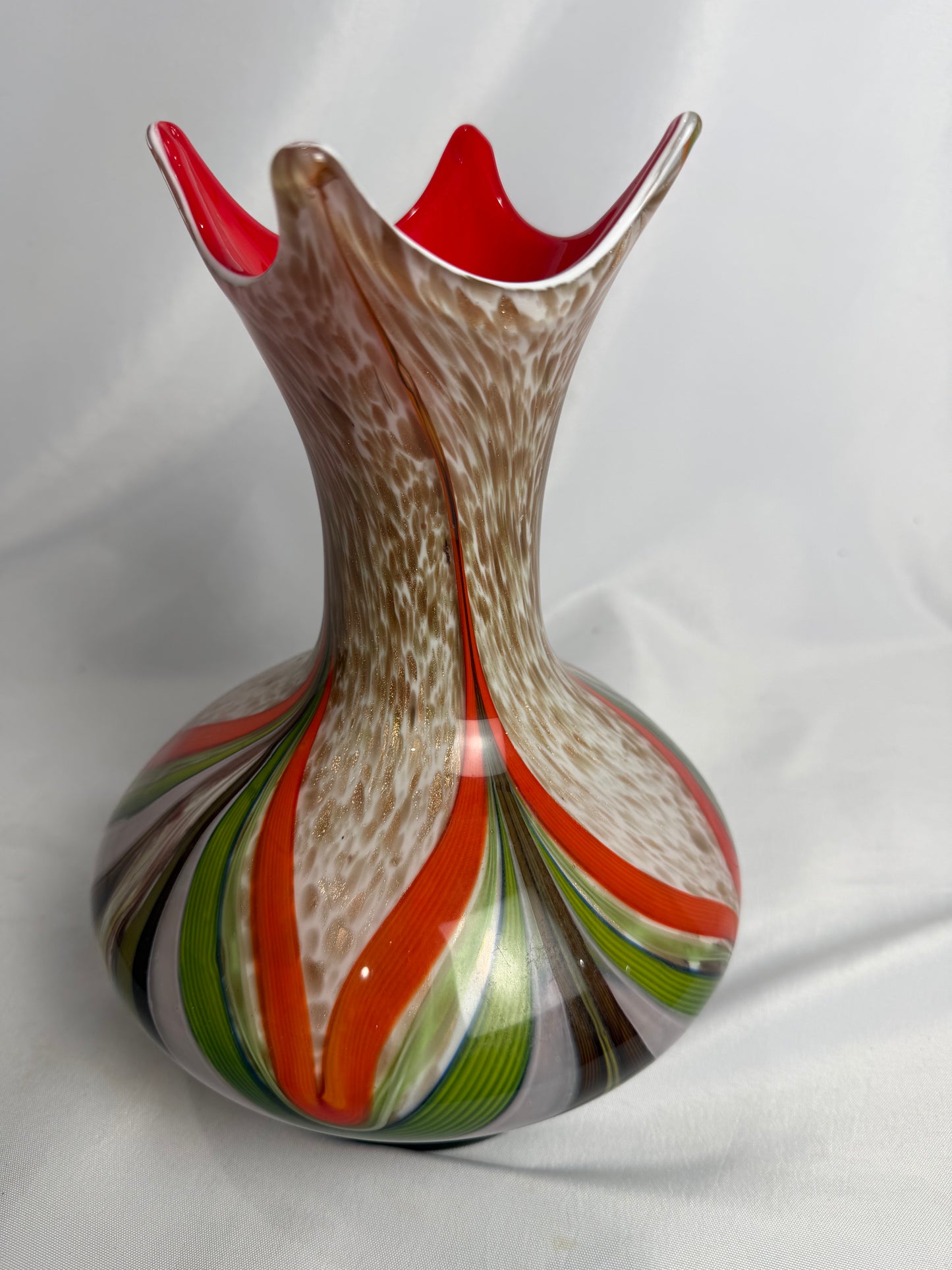 Vintage 70's Italian Murano Blown Glass Scalloped Edge 11" Vase CSHW