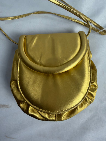 Vintage 1970's Saks Fifth Ave Metalic Gold Crossbody purse CSHW