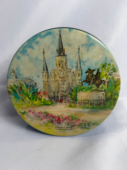 Vintage La Creole Sliced Fruit Cake Jackson Square New Orleans, LA tin CSHW