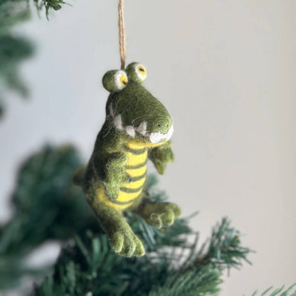 Felt Mini Sitting AlliGator Ornament
