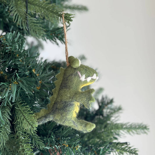 Felt Mini Sitting AlliGator Ornament