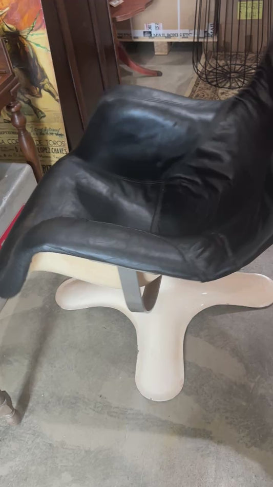 Vintage Yrjö Kukkapuro "Karuselli" Lounge Chair for Haimi Oy (1965 Edition) – Black Leather & Fiberglass