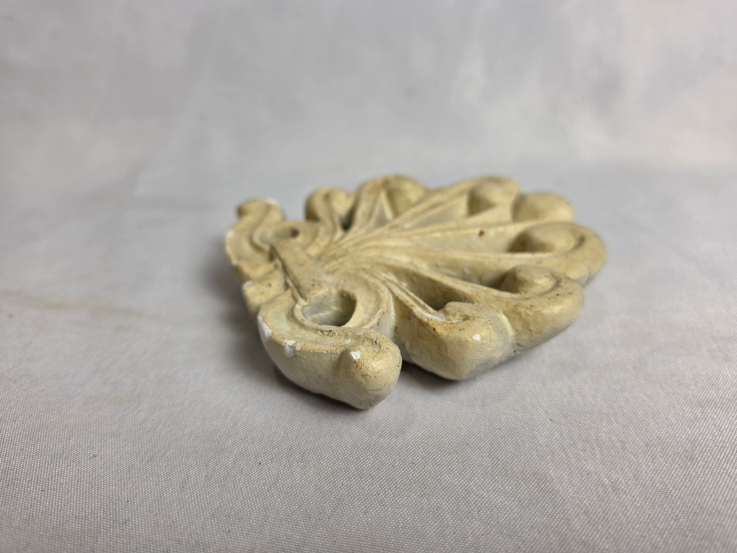 Vintage 1980s Shell Sconce CSHW