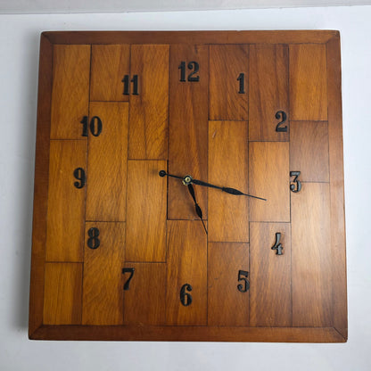 Vtg. Mid-Century Walnut Clock (CSHW)