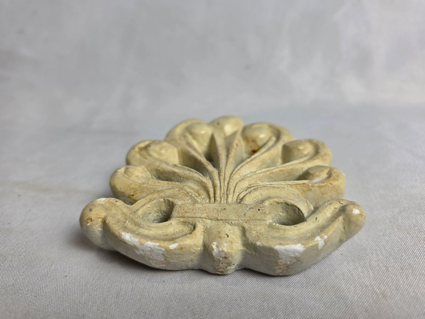 Vintage 1980s Shell Sconce CSHW