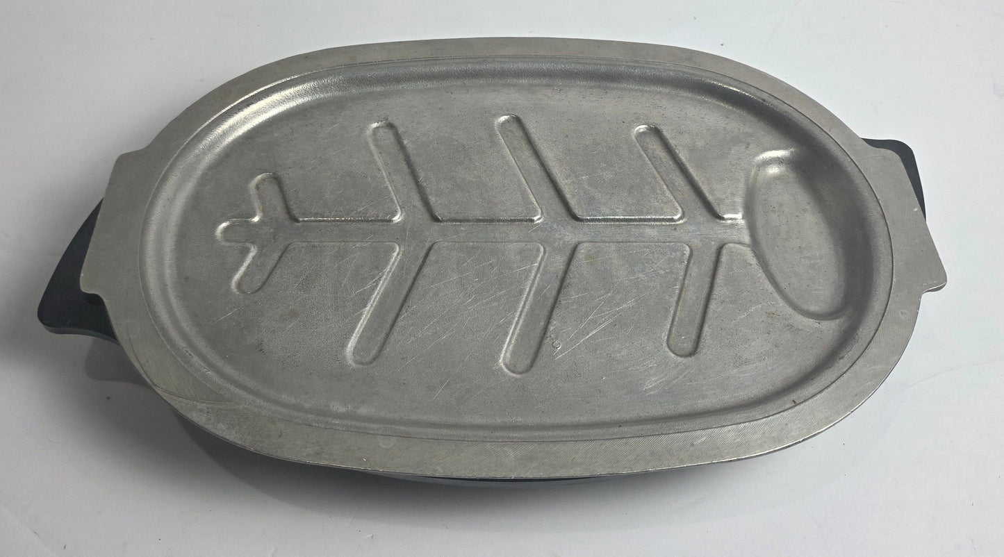Vtg. Sizzling Server Plate w/ Handles/Base