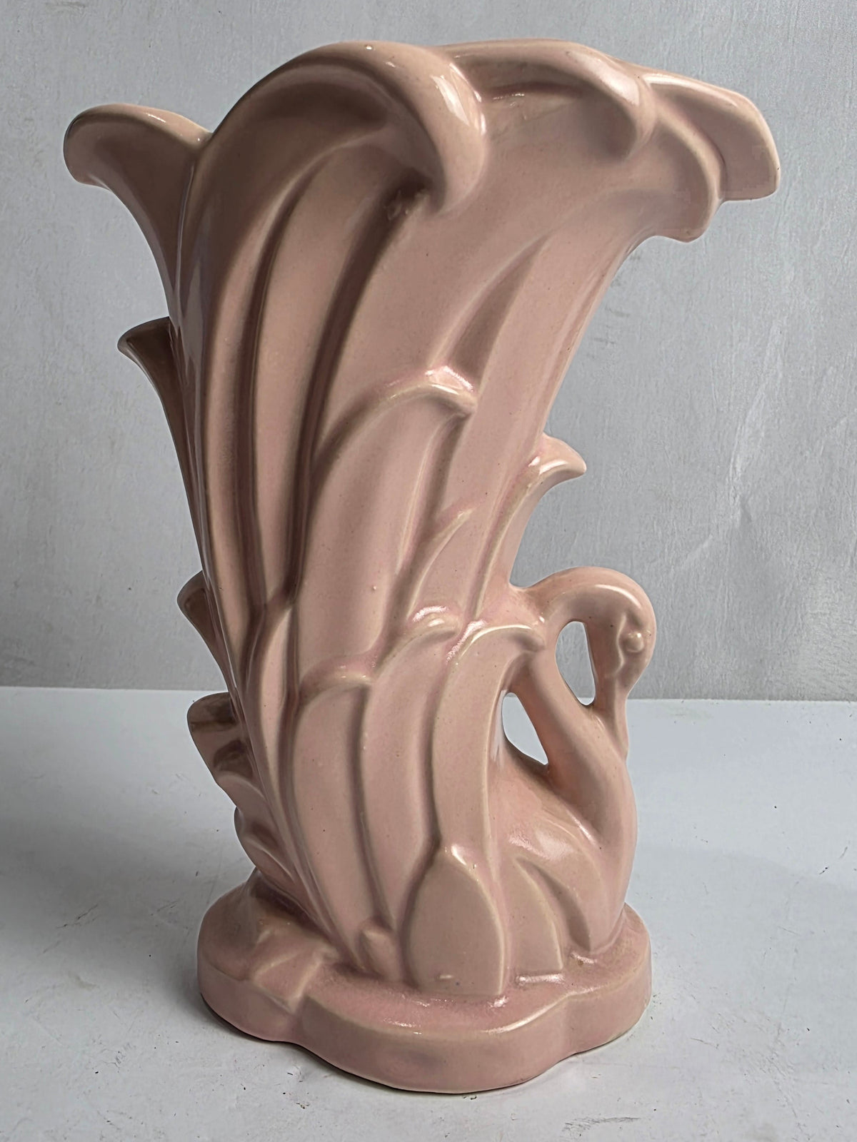 Vtg. Pink McCoy Swan Vase