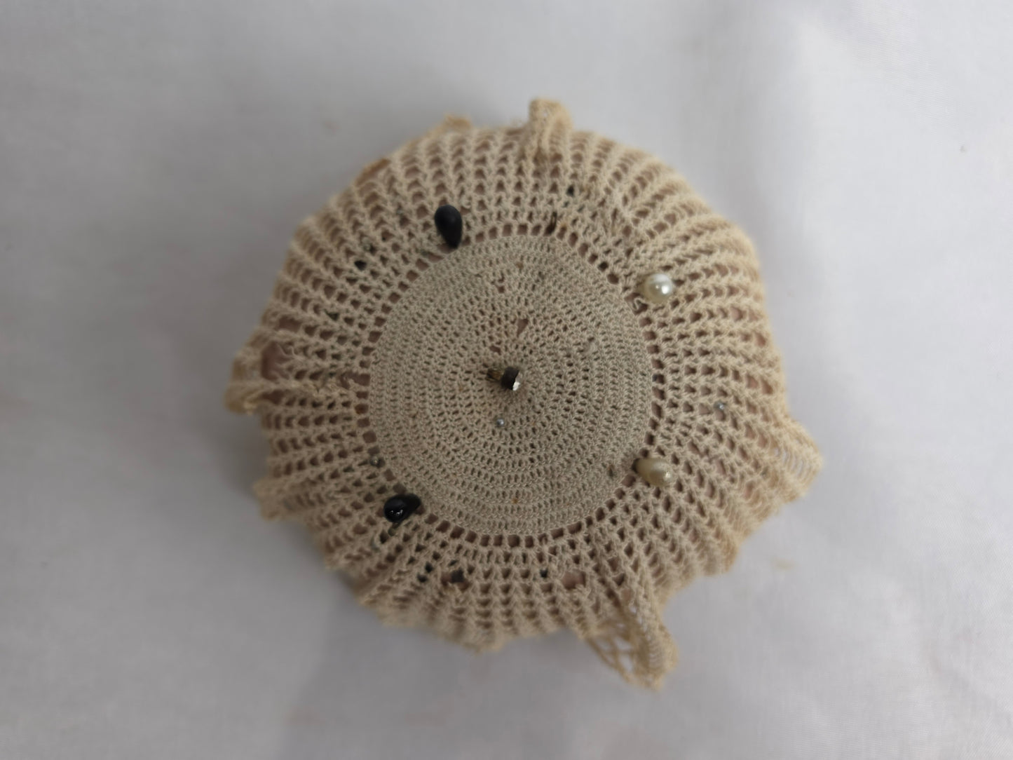 Vintage Needle Holder Pin Cushion CSHW
