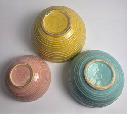 Set of 3 McCoy Pottery Nesting Bowls