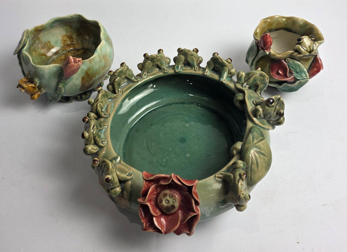 Vtg. Majolica Frog Bowl Set (3)